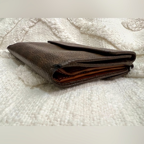 Preloved Authentic Celine compact wallet - Picture 4 of 12